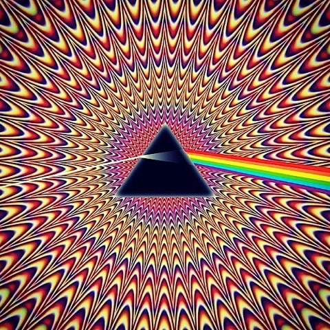Pyramid-moving-pulse-graphic